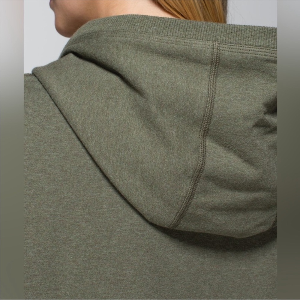 Lululemon Hold your Om Hoodie zip front Jacket heathered Fatigue green Sz 4 - Picture 5 of 10